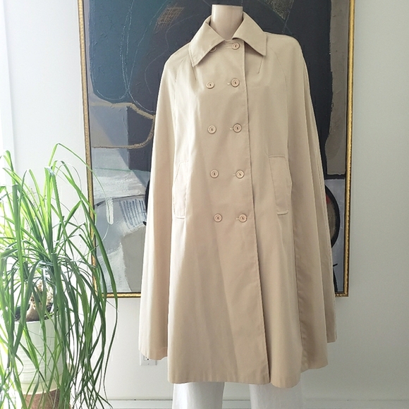Vintage | Raincoat Cape - Picture 2 of 16